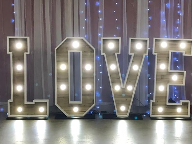 wedding-sign-kireth-ai